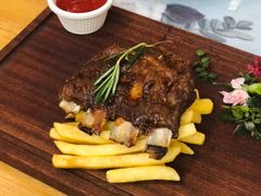 德州碳烤秘制猪肋排-麦甜创意轻食餐厅(西康路店)