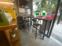 -帕帕珍味·面包茶饮(古城店)