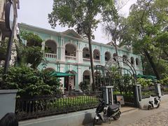 -星巴克臻选(广州沙面店)