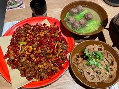 -川堂风·跷脚牛肉·乐山爆炒(宝山日月光店)