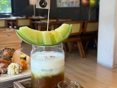 -Mark&Mars Restaurant