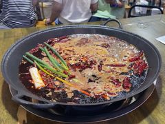 -黄潇洒老火锅(九眼桥宏济巷店)