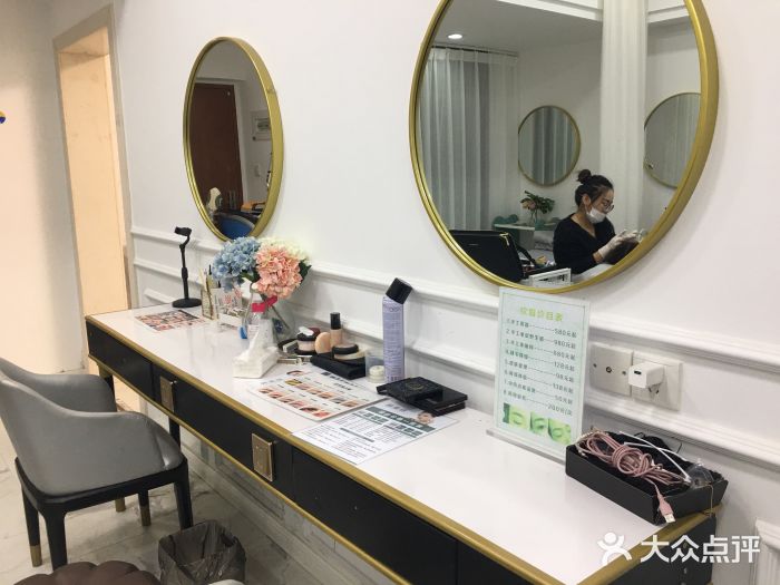 韩美绣·骨相纹眉·洗眉美瞳线(福州店)图片