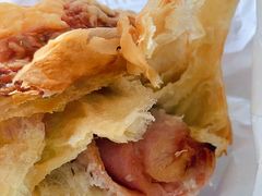 火腿片牛角包-老佛爷饼店