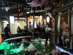 -韵秋荷(宝山龙湖天街店)
