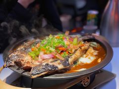 -鸣记脆皮烤鱼·海鲜烤鱼(三八广场店)
