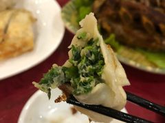 猪肉韭菜锅贴-大眼锅贴水饺(河东店)