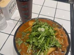 -肥汁米蘭香港米线(长宁来福士店)