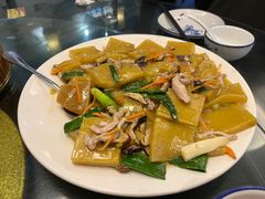 -新泉小傅美食(国贸天琴湾天境店)