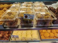 -鲍师傅糕点(青年汇店)