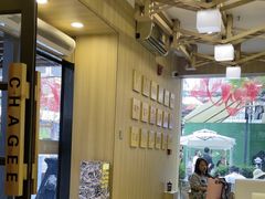 -霸王茶姬(南强街店)