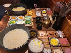 -银米·云南传统过桥米线(双廊黑金冠店)