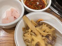 -菌之家·专业纯野生菌火锅·特色炒菌