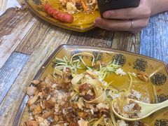 -张秀梅烤肉拌饭脆皮鸡饭