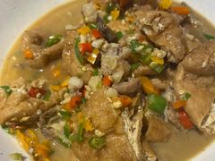 油豆腐焖拆骨肉-烹湘·鲜炒湖南土菜(海珠店)