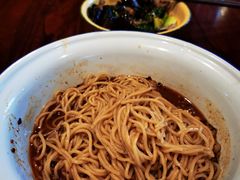 -东三里屯豌杂面