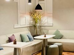 大堂-潮一不贰·法式甜品·生日蛋糕·西式简餐(外滩店)