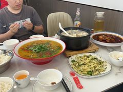 -洪平血旺椒麻鸡雅鱼饭店(熊猫大道店)
