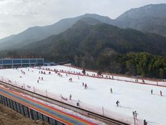 -大别山南武当滑雪场
