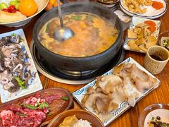 -贵厨酸汤牛肉(花果园国际中心店)