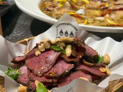 -渔语鱼新川菜Bistro(万象天地店)