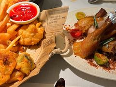 -春树下·树屋花房西餐厅(罍街AS1980店)