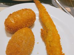 -金马门国际美食百汇(珞喻路店)