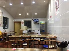 大堂-百味手拨龙虾馆(愚园路店)