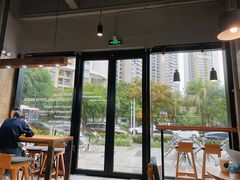 -明谦·Coffee&Cocktail Bar(美您公园店)