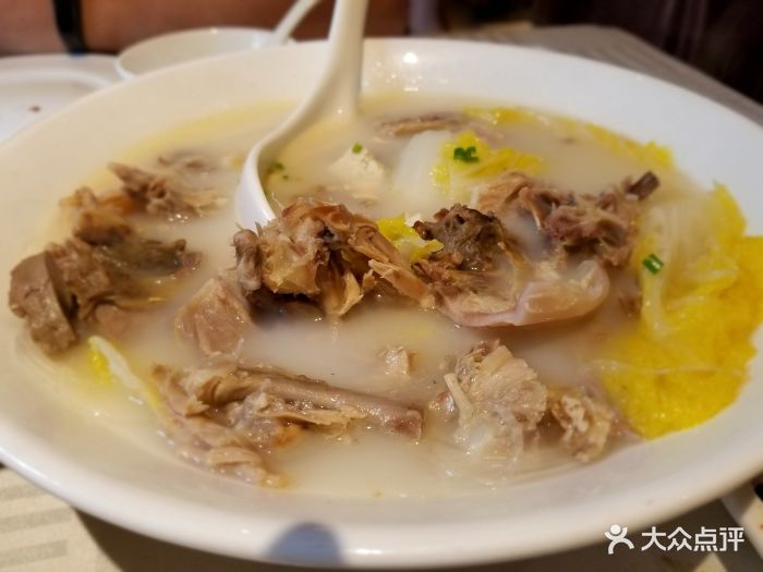 四季民福烤鸭店(望京南湖东园店)鸭骨汤图片