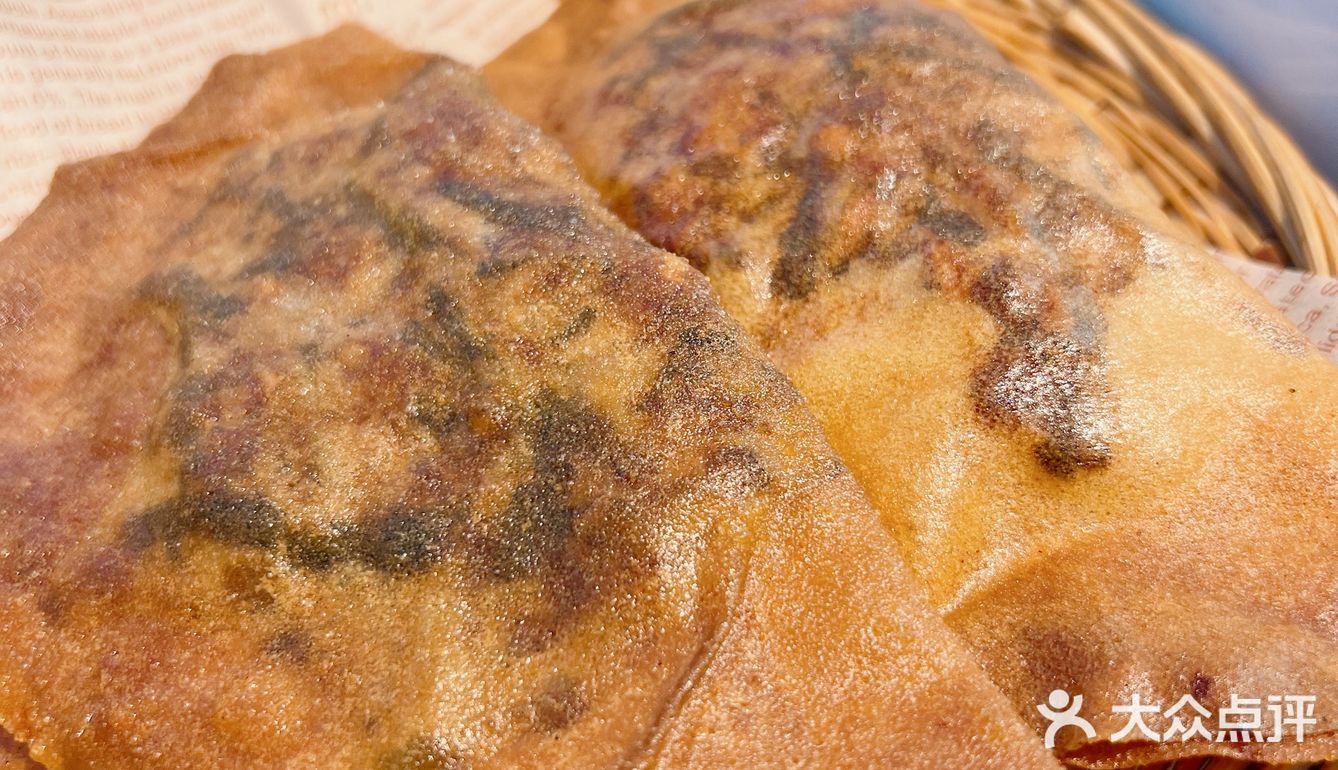 捞刀河畔乡野肉铺