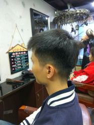 -乾健·烫染·接发SALON