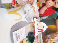 -麦当劳(欢乐谷店)