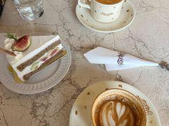 -Me Coffee下午茶艺术空间