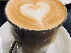 -UNI UNI(环亚凯瑟琳店)