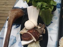 -丽江庭院·云南野生菌·海鲜火锅(鼓楼四合院店)