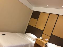-怡庭S智能酒店(三亚大东海店)