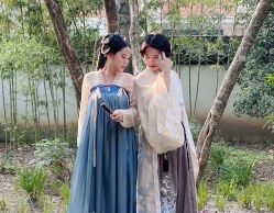 -汉仪华裳汉服馆(打浦桥店)