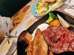 -半秋山西餐厅(襄阳万达店)