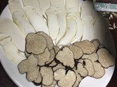 -山人野生菌餐厅