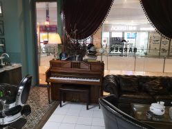 -小戈男士复古理发馆barber shop