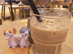 -藏猫猫咖啡主题馆(中央大道店)