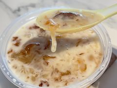 椰汁银耳桃胶羹-甜津美