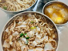 -正宗杨记普洱酸醋米线(总店)