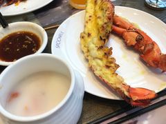 -玛格萝妮比萨屋(四平店)