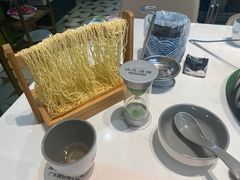 -洪氏嗨捞·广东猪肚鸡·椰子鸡火锅(西咸万象城店)