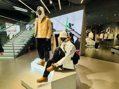 -迪桑特DESCENTE(北京三里屯BLANC店)