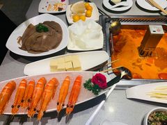 -海底捞火锅(新松江路店)