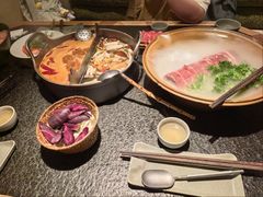 -三出山火锅(南京万象天地店)