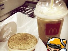 偶滴早饭-麦当劳(中山公园龙之梦店)